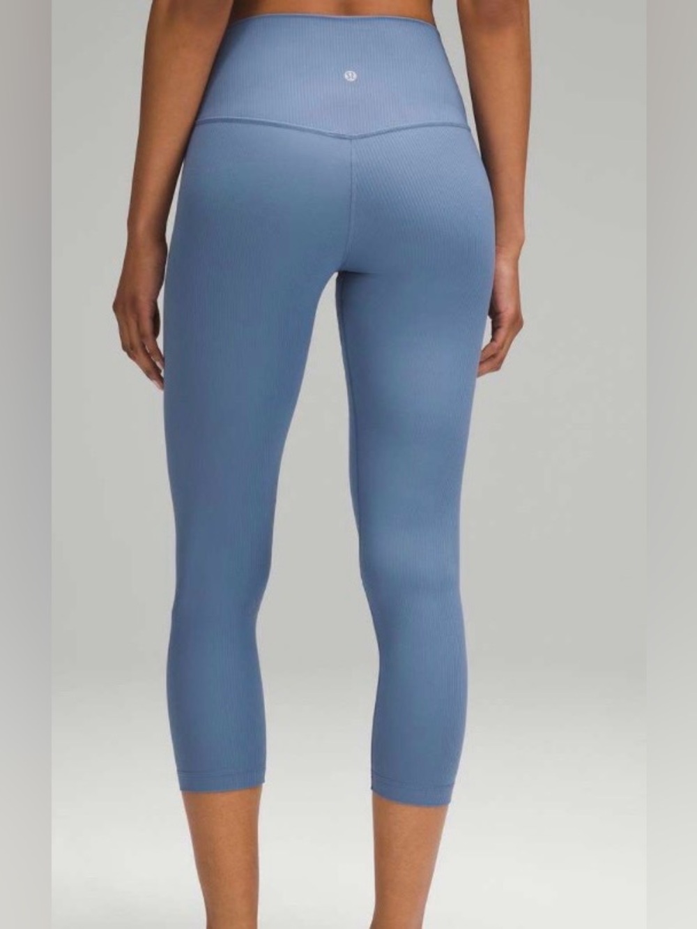 Lululemon Align High-Rise Ribbed Crop 23"  Size 2